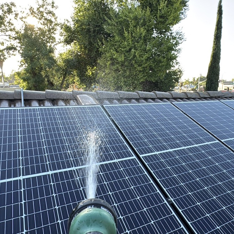 Solar cleaning services in Stockton, CA